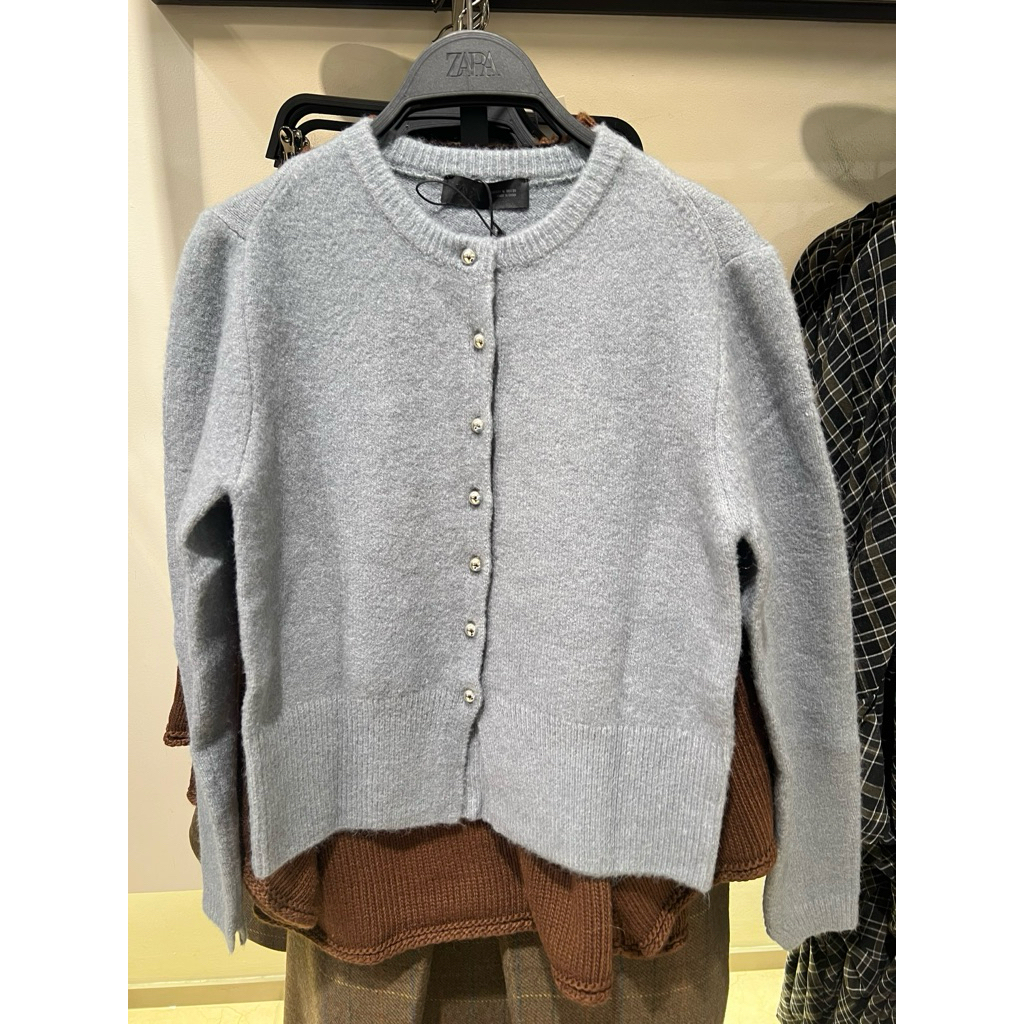 Zara Cardigan ball buttons (jastip)