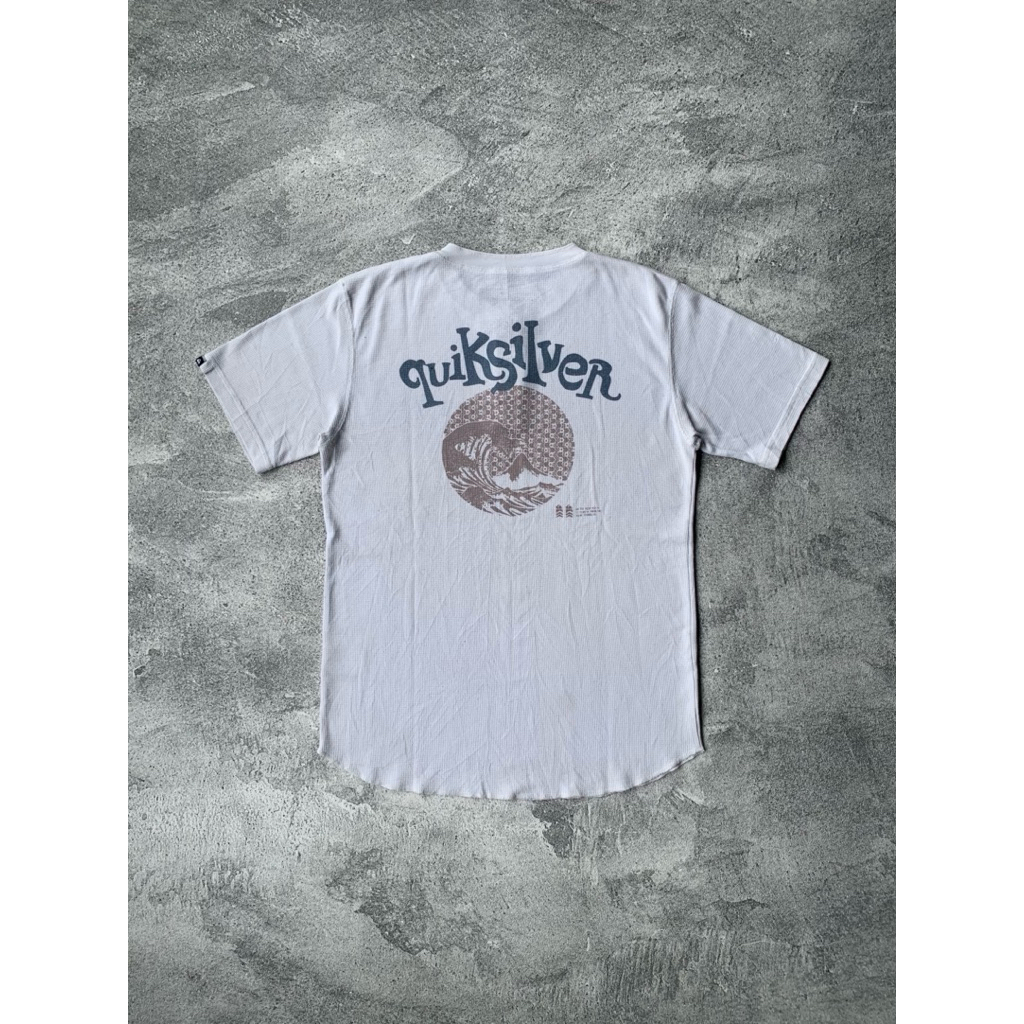 VINTAGE 90s QUIKSILVER EAFLE TEE