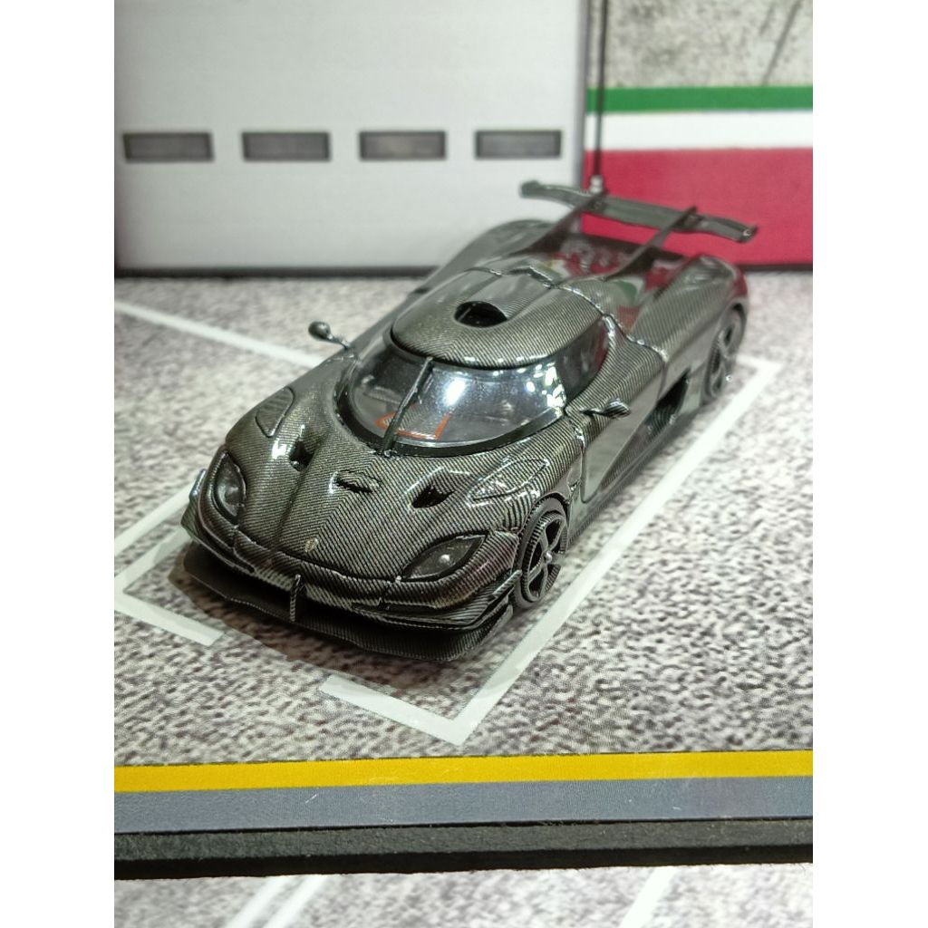 mj model koenigsegg one full black carbon