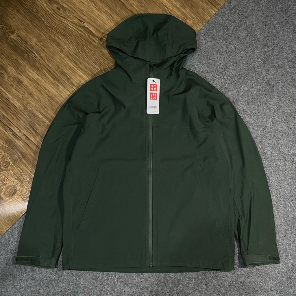 Jaket Uniqlo blocktech second