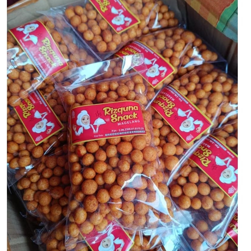 kacang atom rizquna snack