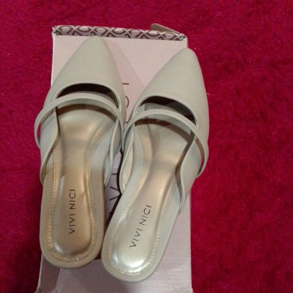 Preloved Vivi Nici Lillie Sandal Mules