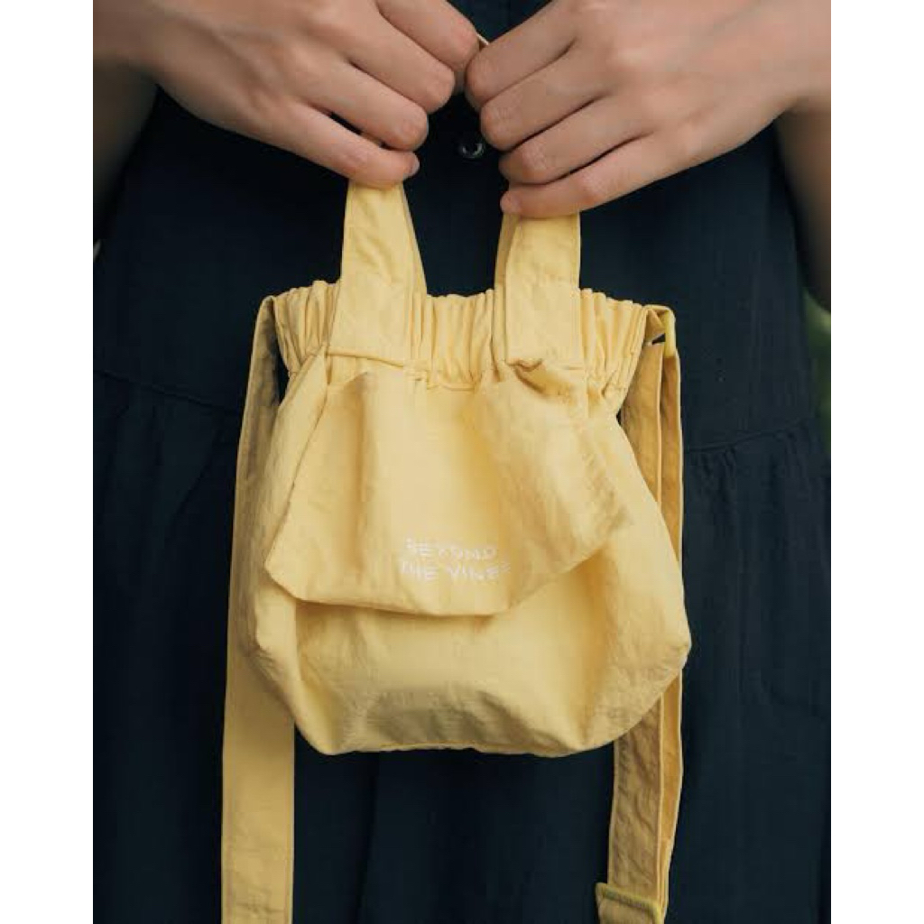 READY STOCK Authentic BEYOND THE VINES BTV Micro Dumpling Bag/tas nylon tas selempang unisex pria wa