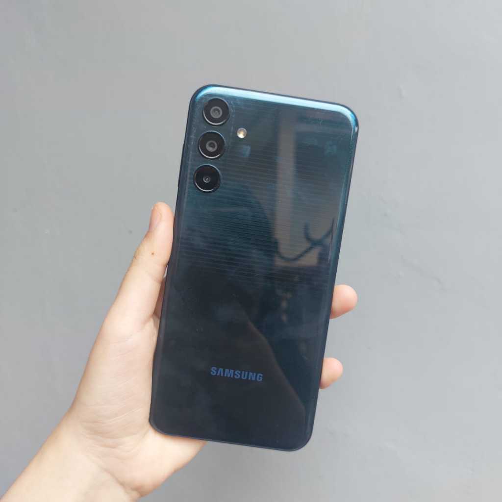 SAMSUNG M15 5G RAM 6/128GB SECOND [BACA DESKRIPSI]