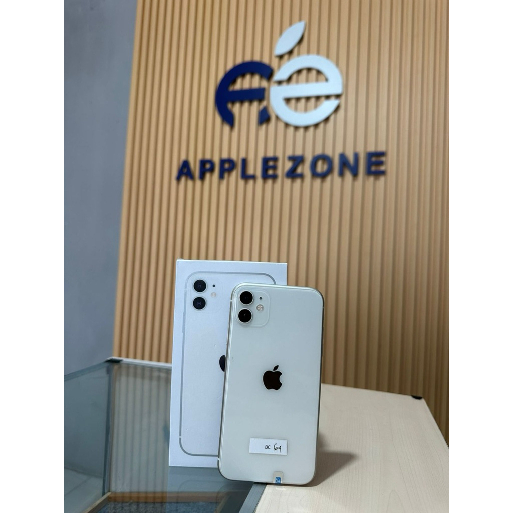 [ 5802 ] IPHONE 11 64 GB WHITE BEACUKAI