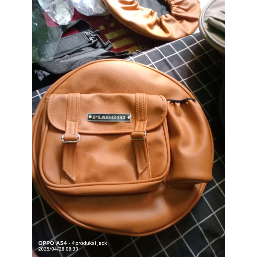 Cover ban serep sarung ban serep ring 10 ring 8 vespa super sprint bagus