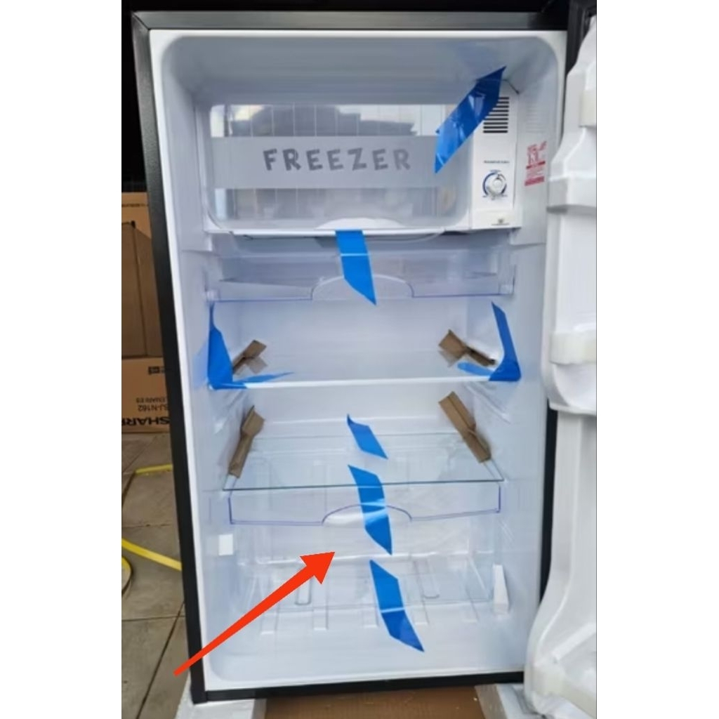 BOX KOTAK SAYUR KULKAS SHARP 1 PINTU  SJ-N162 SJ-N182,192, & 2 PINTU SJ-195,SJ-197 ORIGINAL (NEW)