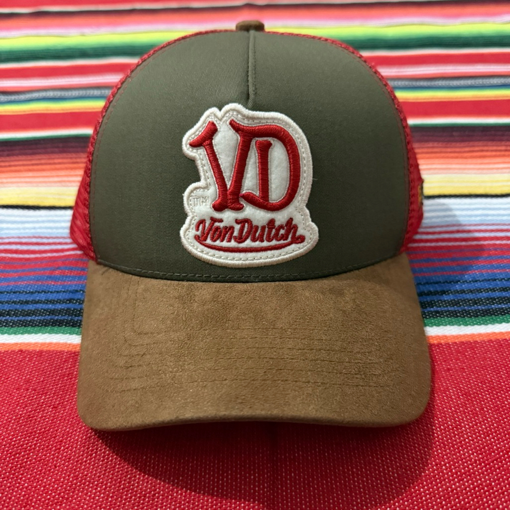 TRUCKER HAT VON DUTCH