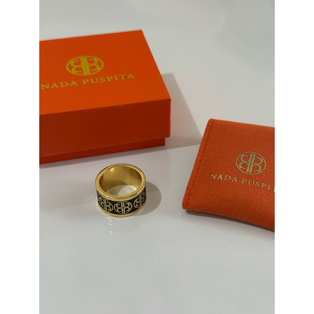 nada puspita ring brooch