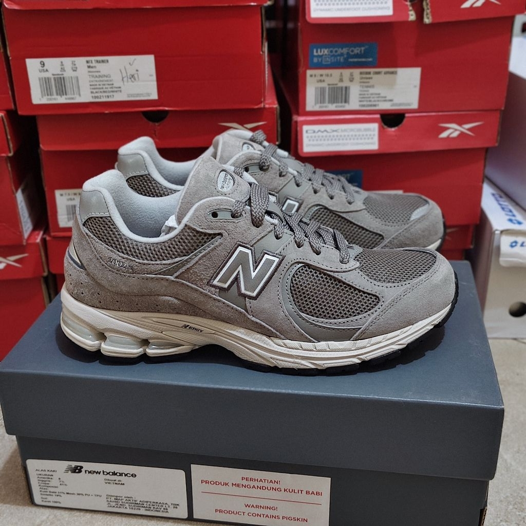 sepatu running 2002r MAP