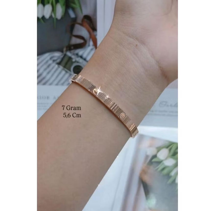 Gelang Fashion Model Cart*er Love New collection