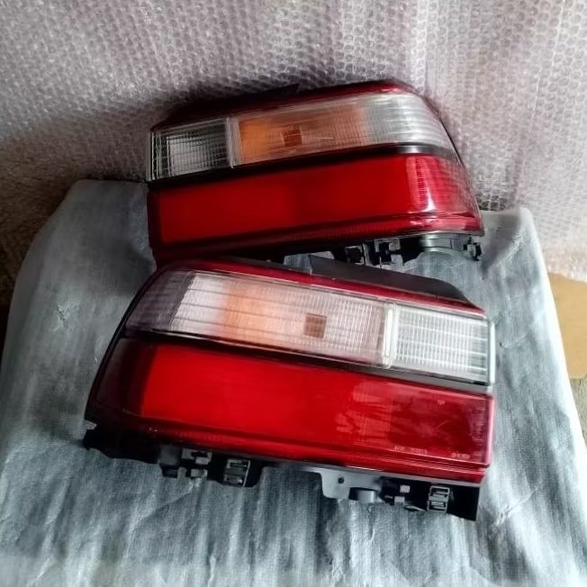 stoplamp lampu belakang Corolla great Cristal
