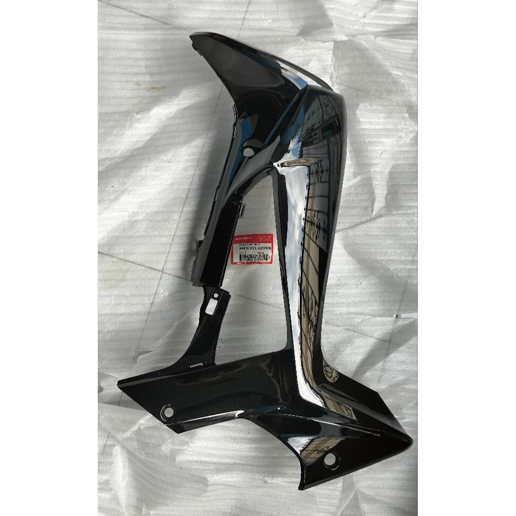 64400-KVL-N00FMB Cover Tebeng Sayab Kanan Supra X 125 Batman warna HITAM ORI AHM