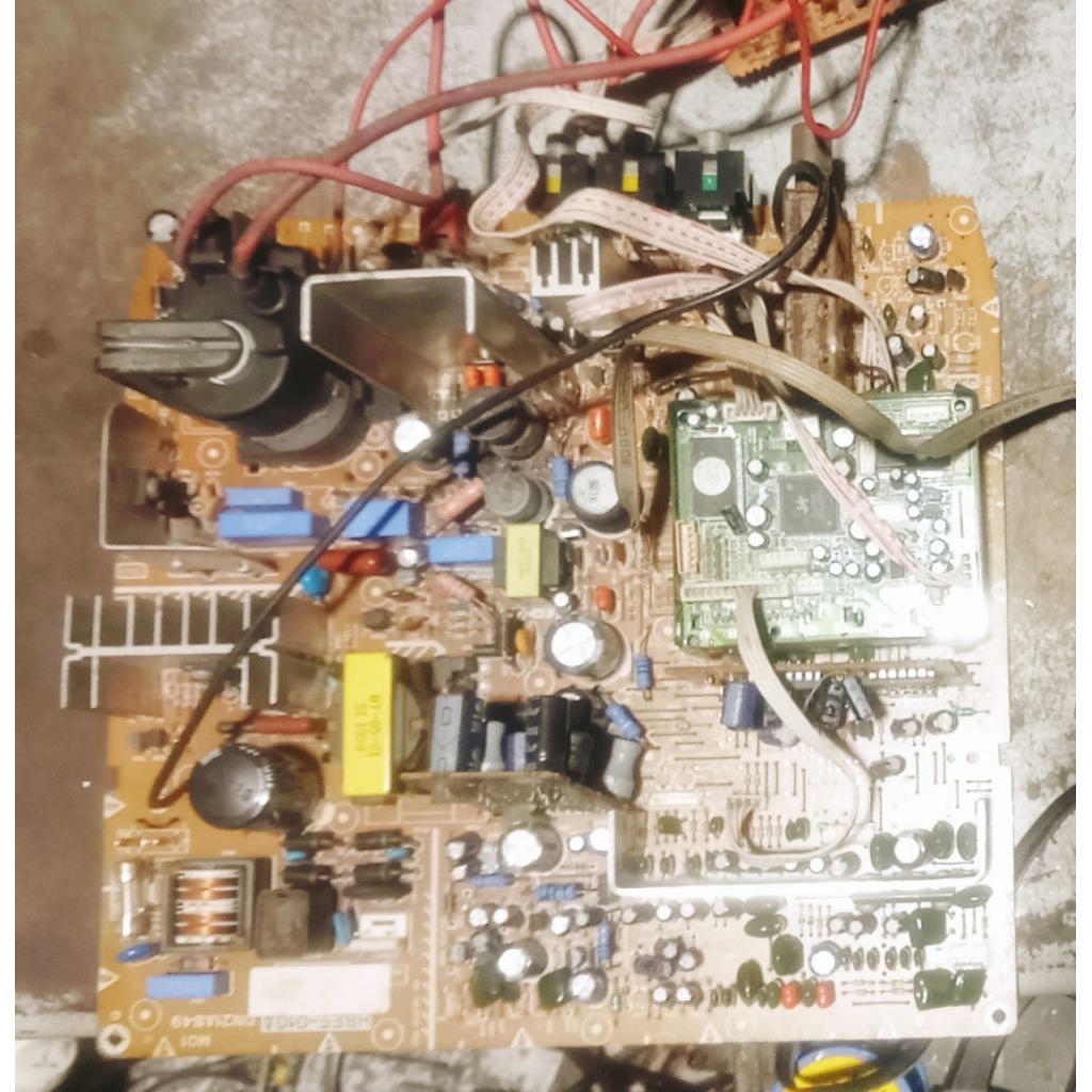 mesin tv polytron 21inc slim EW normal siap pake