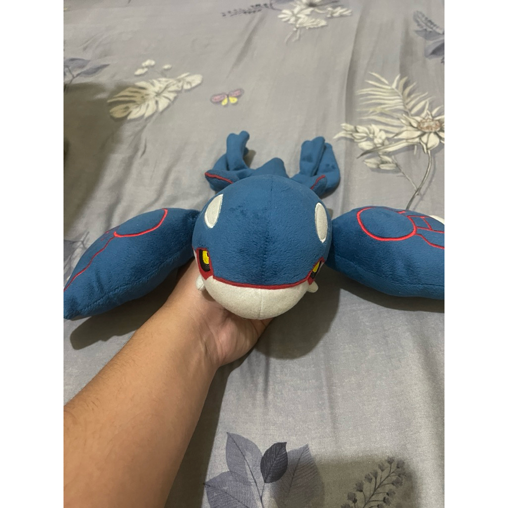 kyogre pokemon center