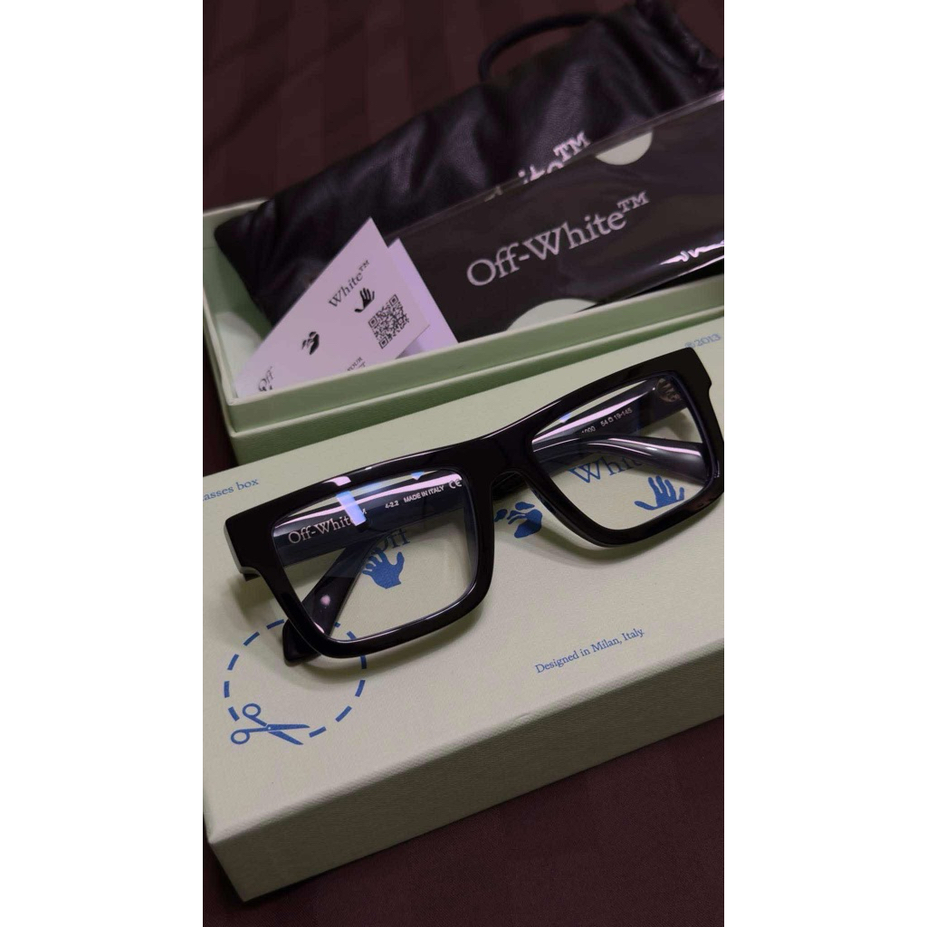 Fame Kacamata Off White