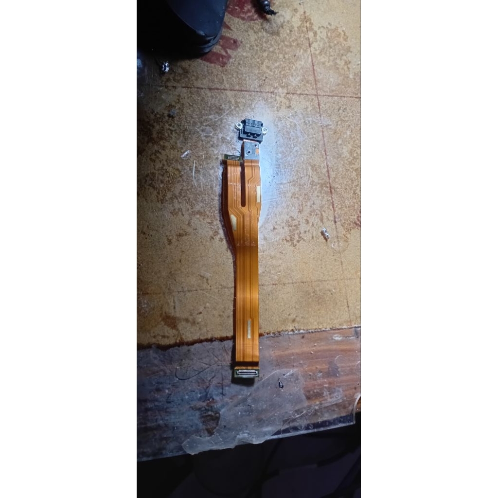 fleksibel charger oppo a3s copotan