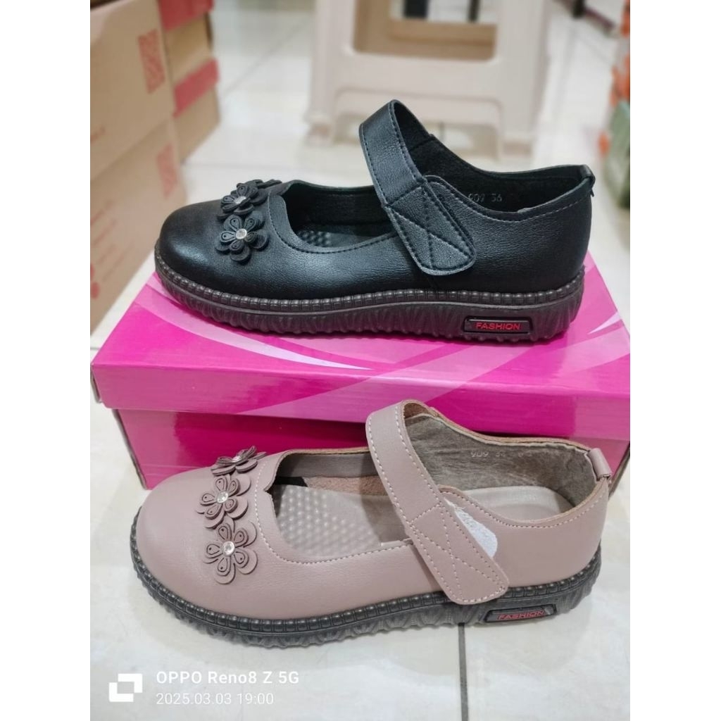 Sepatu kerja Flat Wanita Kulit Import Premium