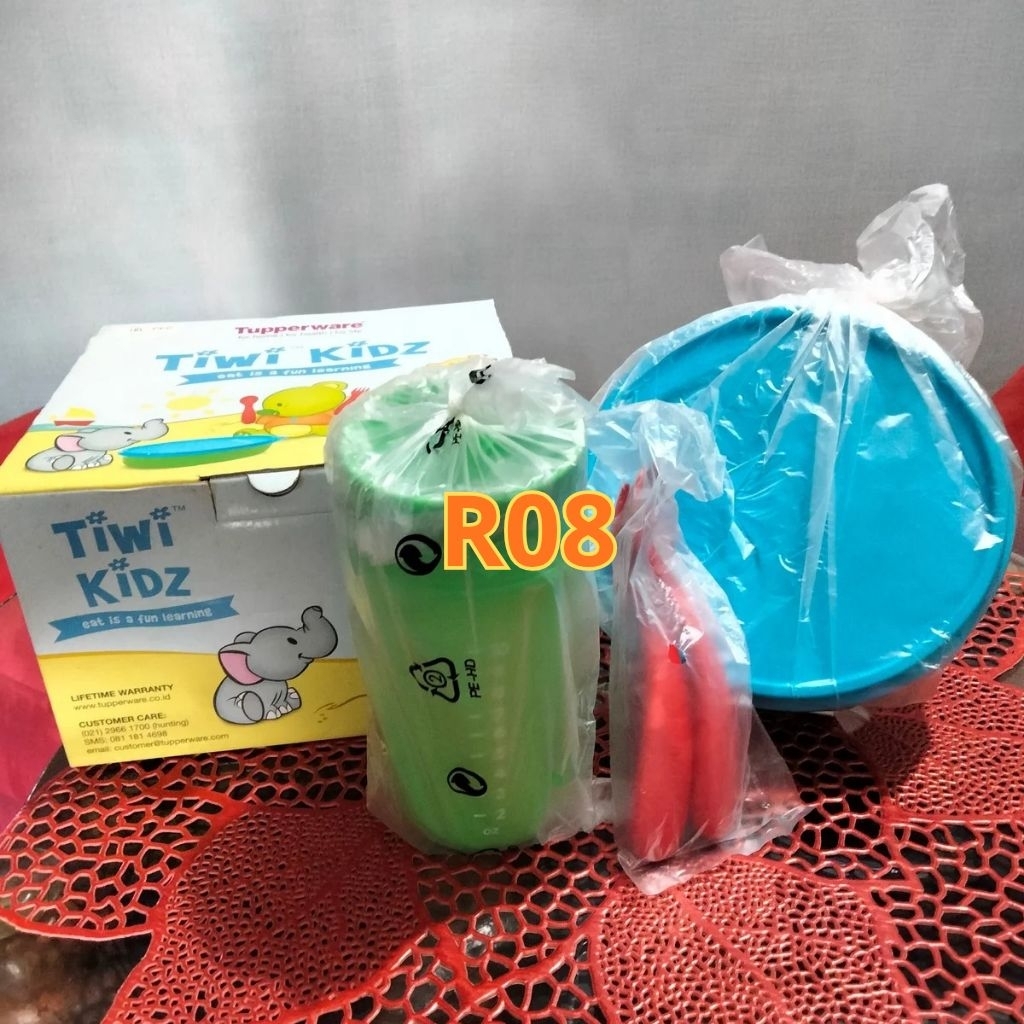 Tupperware Tiwi Kidz Kode R08