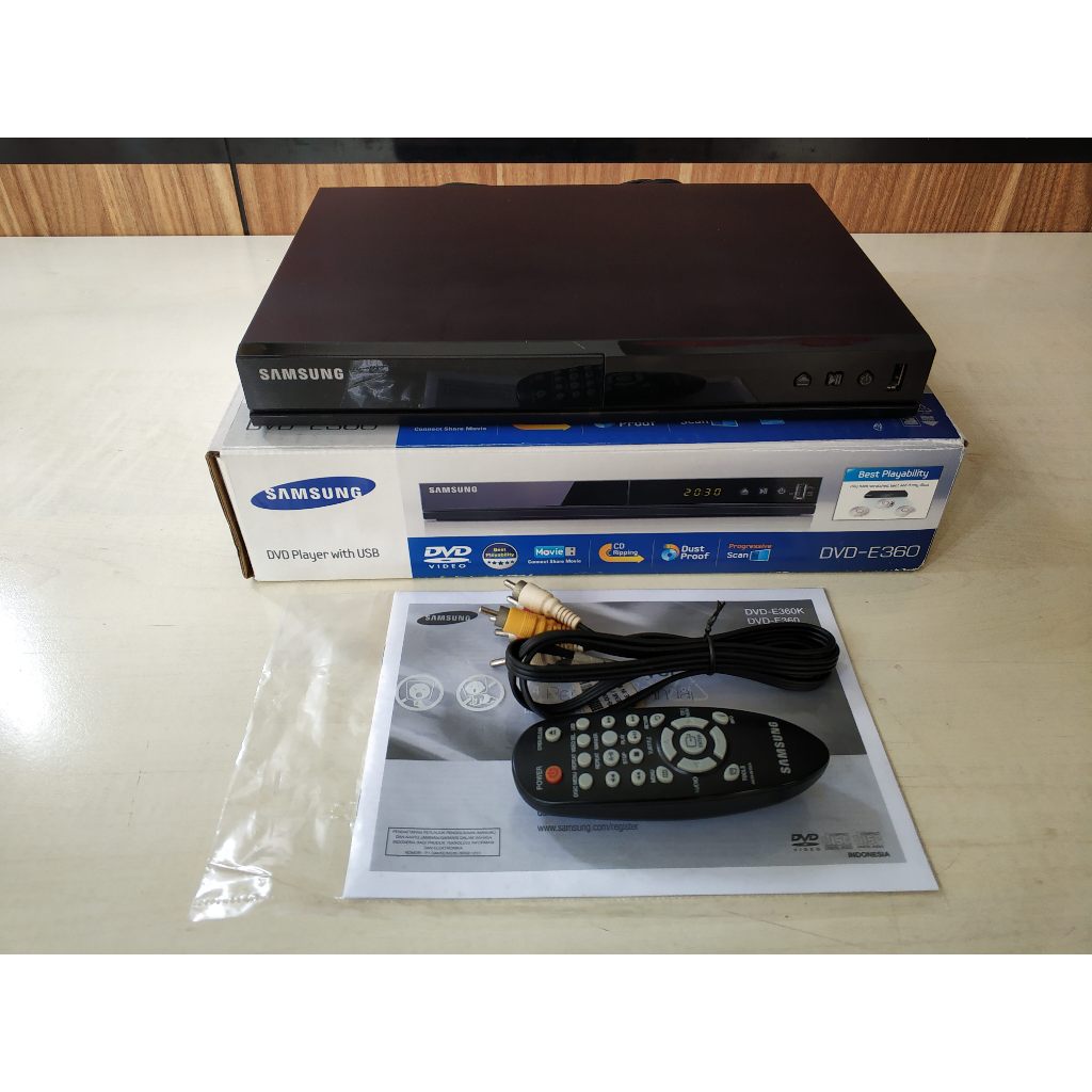 Samsung E360 - CD/DVD Player