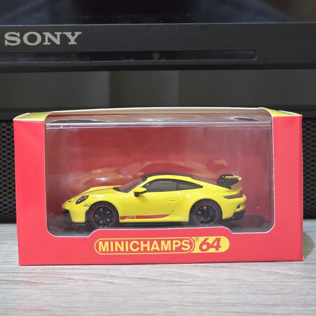 Minichamps 1/64 Porsche 911 (992) GT3 Racing Yellow