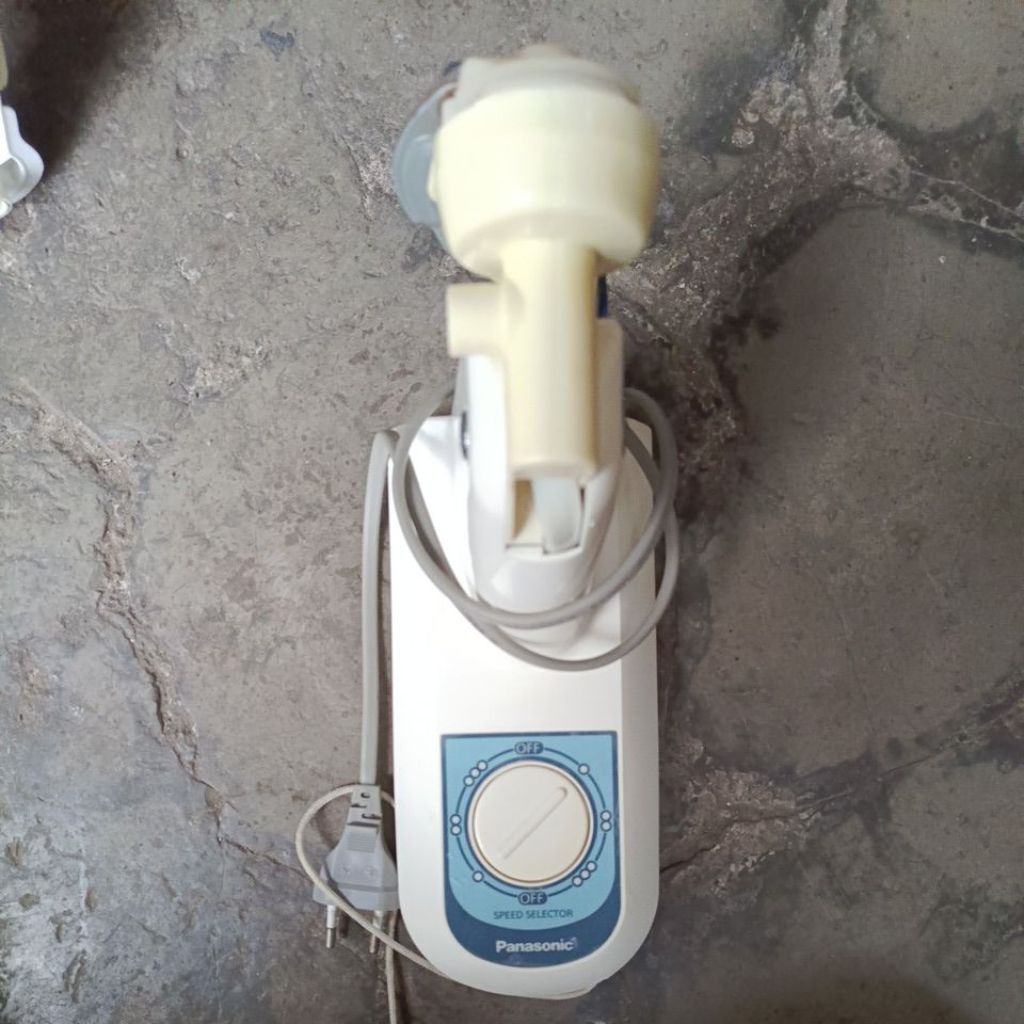 Body kipas angin dinding panasonic bekas pakai kondisi masih bagus