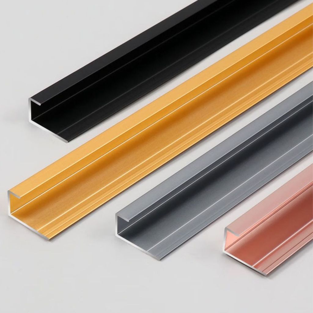 List U Penutup Wallboard Lis Alumunium Wallboard Harga Perbatang Panjang 2.9 meter