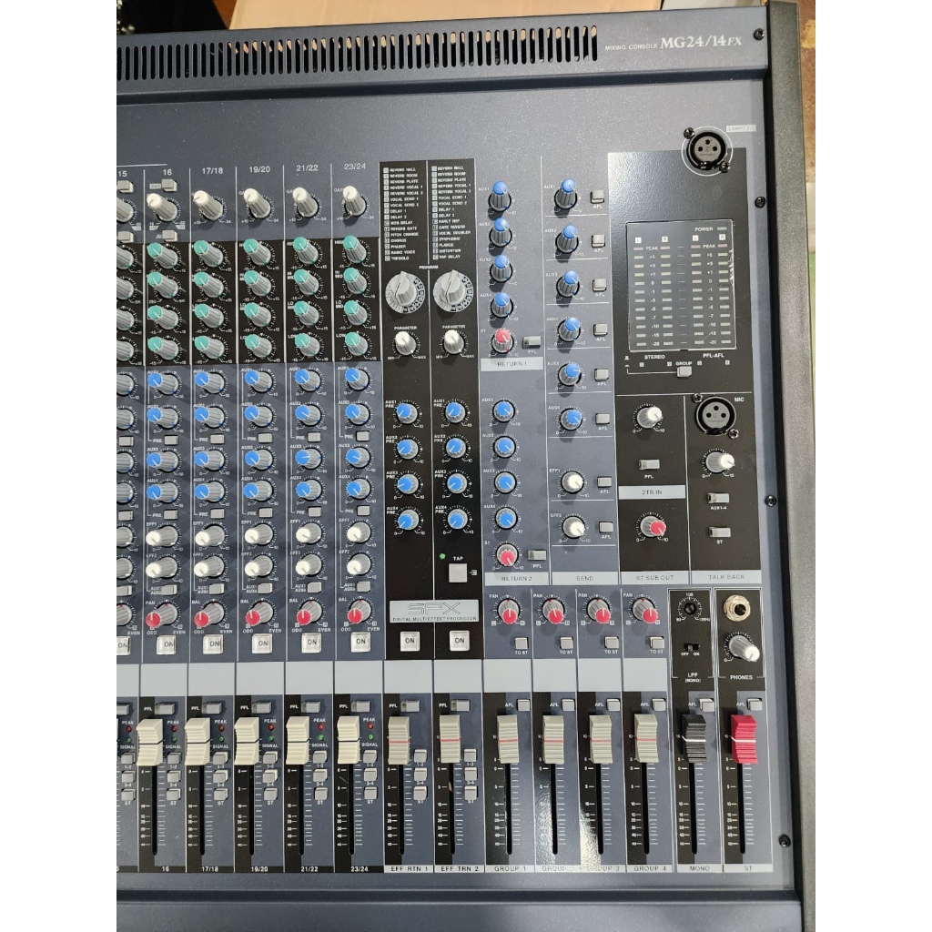 Mixer Audio Yamaha MG24 – 14 FX / MG 24-14FX