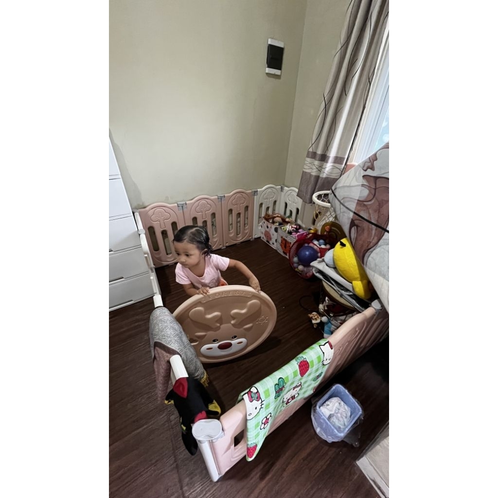 Preloved Baby Play Fence Kisubo