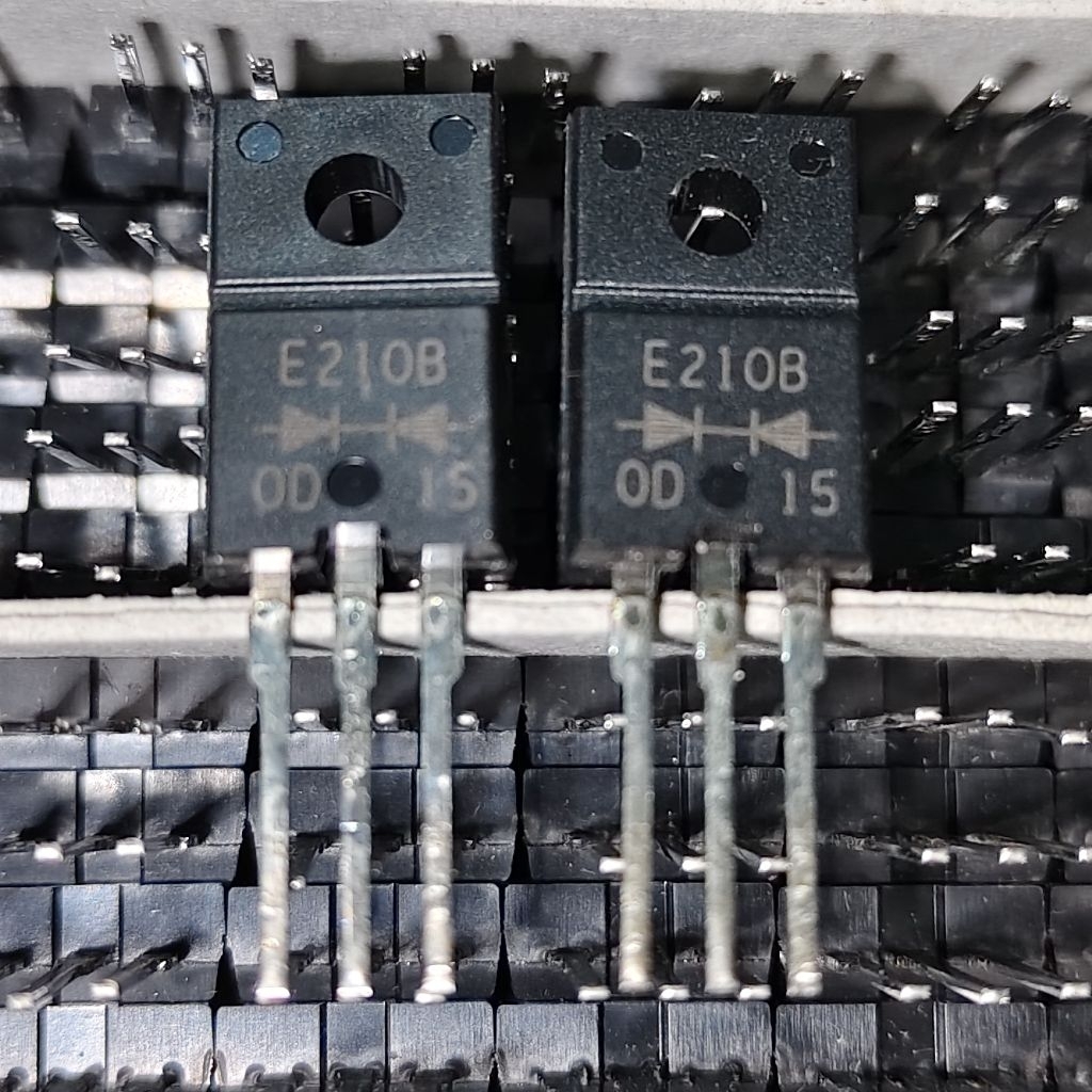 DIODE SCHOTTKY BARU E210B (10A/150V) ORIGINAL