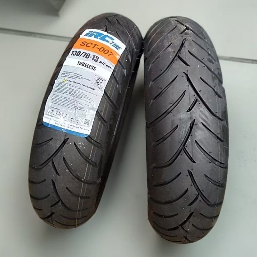 BAN BELAKANG TUBLES IRC SCT-007 UKURAN 130/70-13 BAN BELAKANG NMAX PCX 160 ADV ORIGINAL IRC
