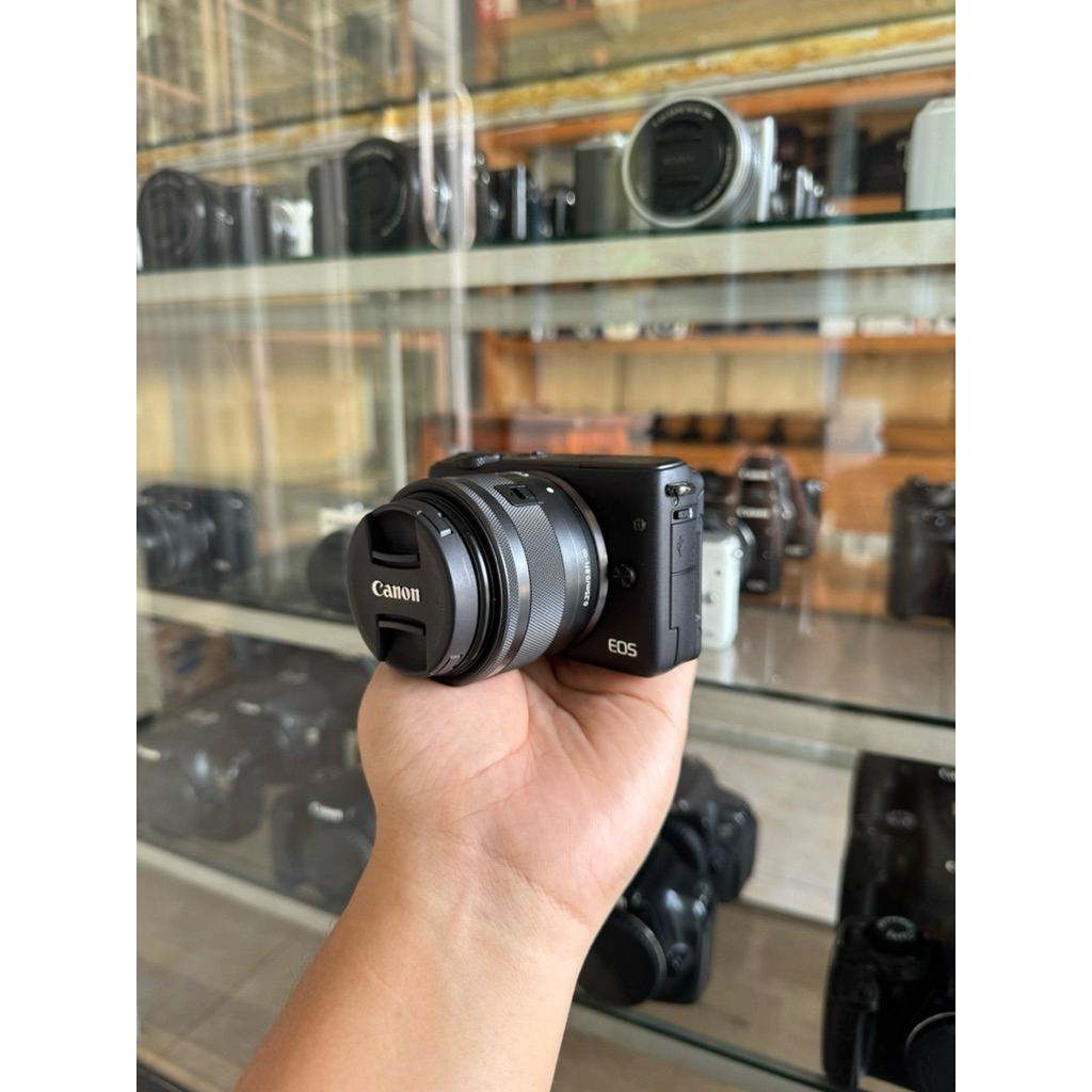 [KAMERA MIRRORLESS] CANON EOS M10 BLACK MULUS SECOND BERGARANSI ORIGINAL