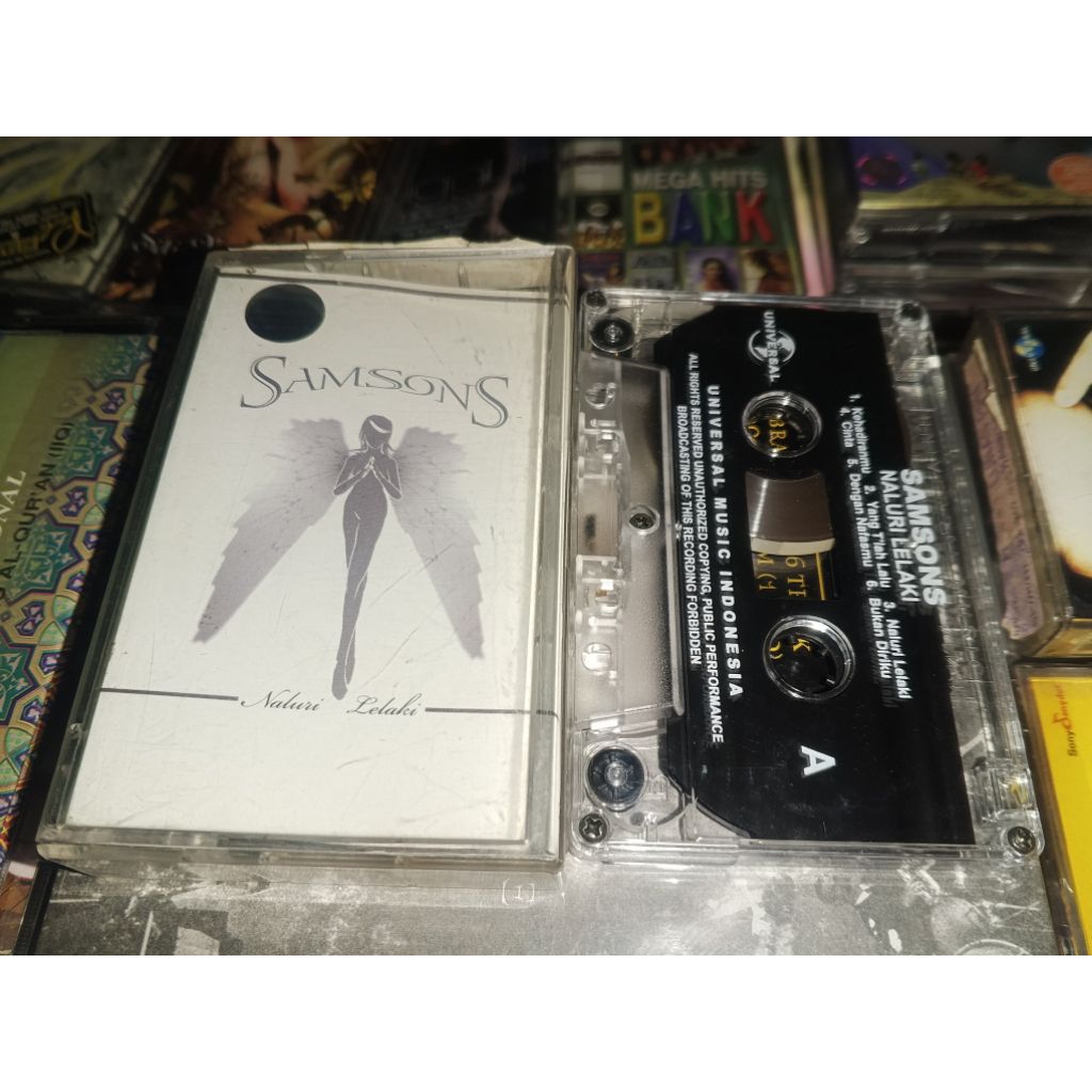 Kaset pita Samsons - Naluri Lelaki