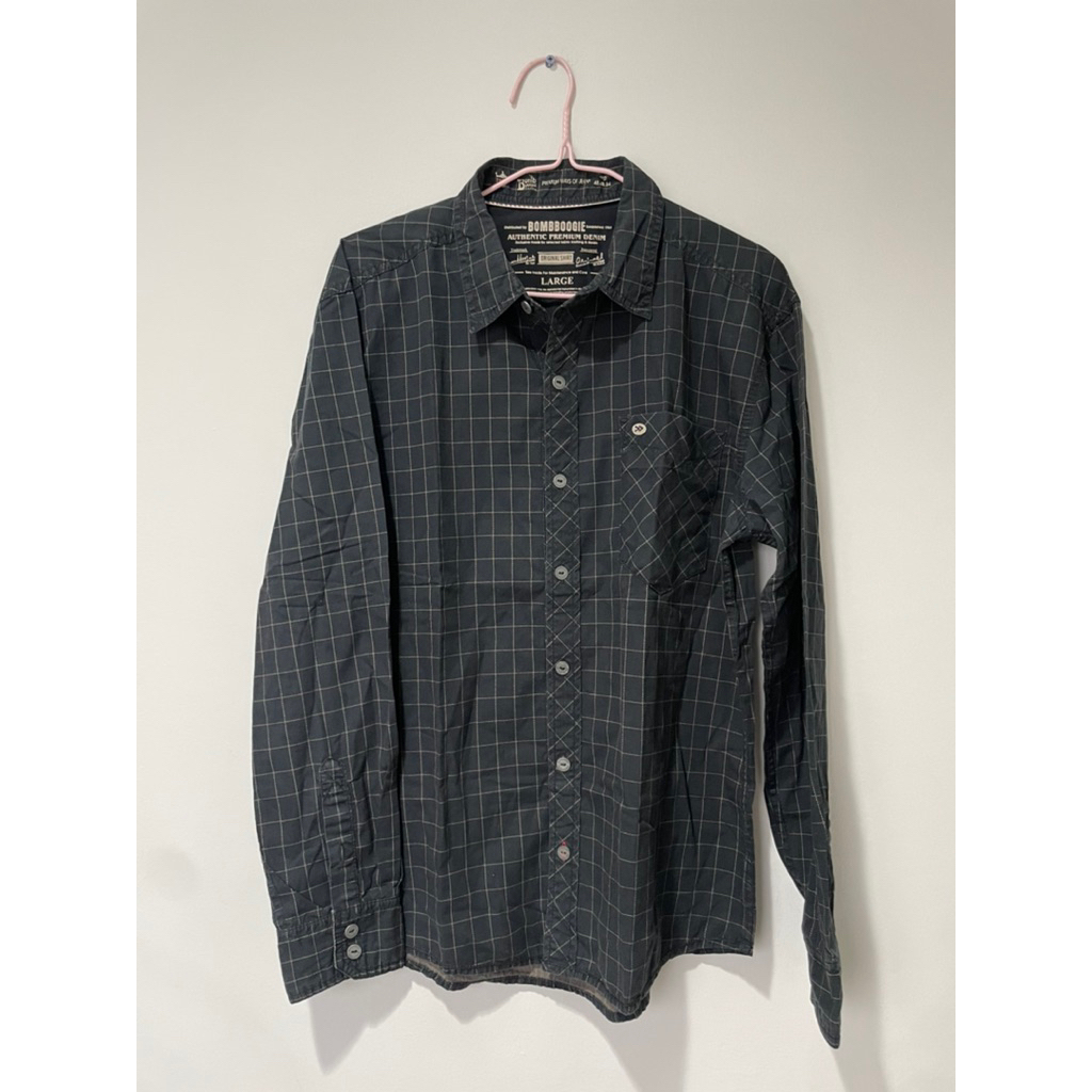 Kemeja Bombboogie Formal Casual Kerja Hitam Black Motif Kotak Top Atasan Lengan Panjang Pria Prelove