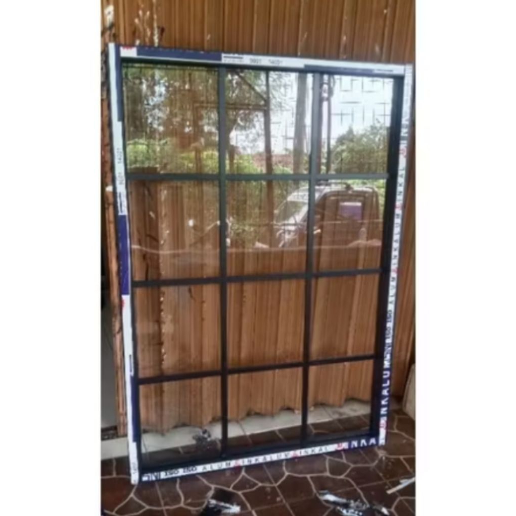 kusen jendela alumunium kaca mati ornament anti rayap dan tahan air