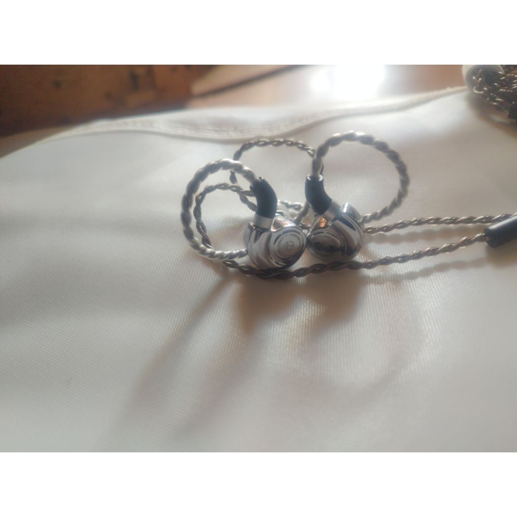 iem TRN Conch pembelian 25/10/2025