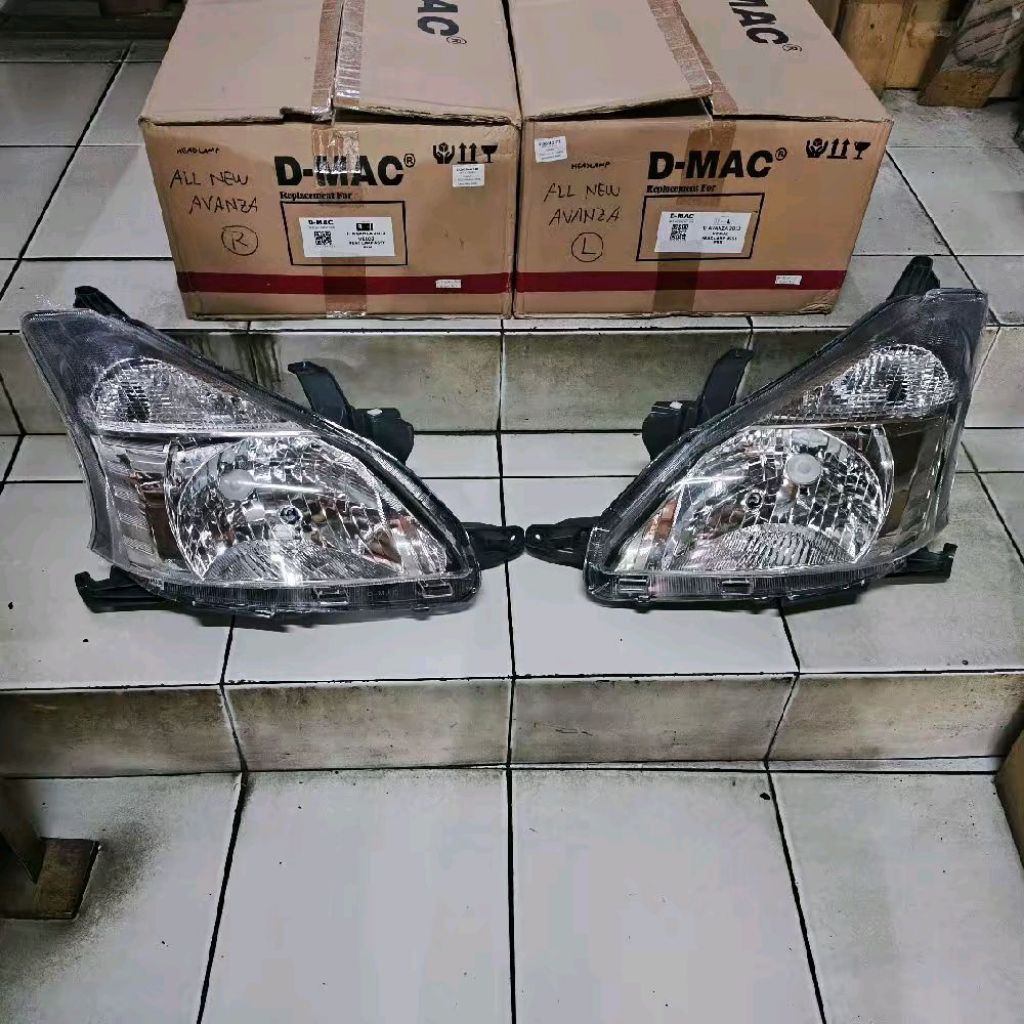 Headlamp lampu depan kanan kiri Toyota Daihatsu All New Avanza Xenia tahun 2012 2013 2014 DMAC