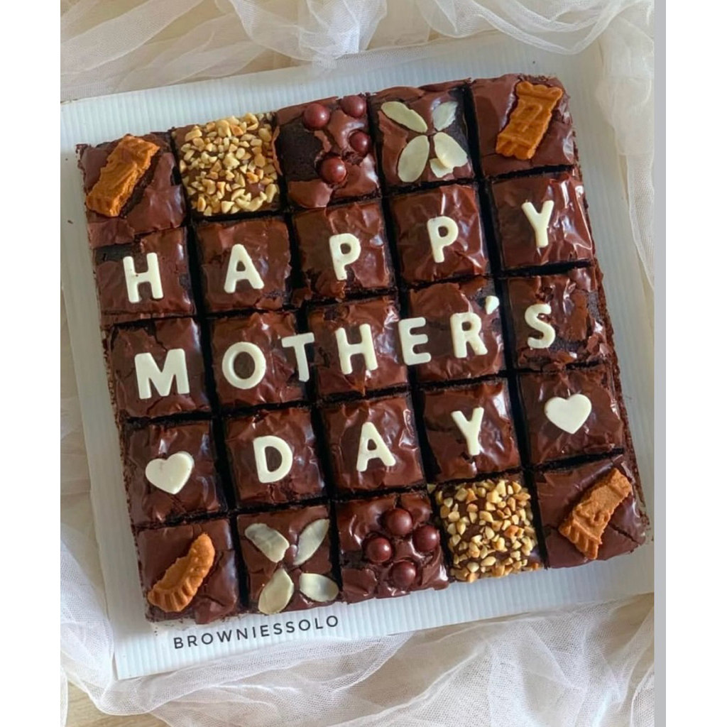 (INSTAN ONLY)Special Hari Ibu Fudgy Brownies Sekat Ulang Tahun Brownies Oven Brownies Solo