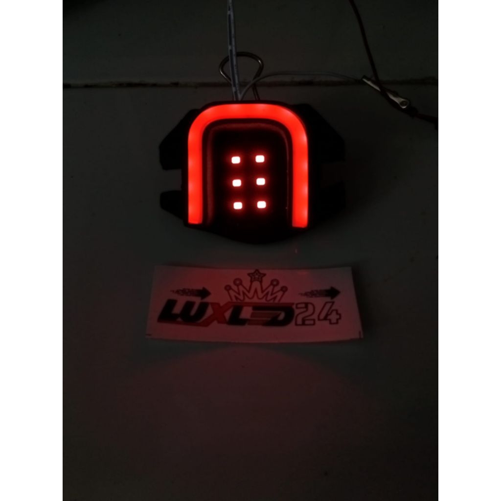 Variasi lampu belakang motor Byson old, hanya lampu tanpa mika