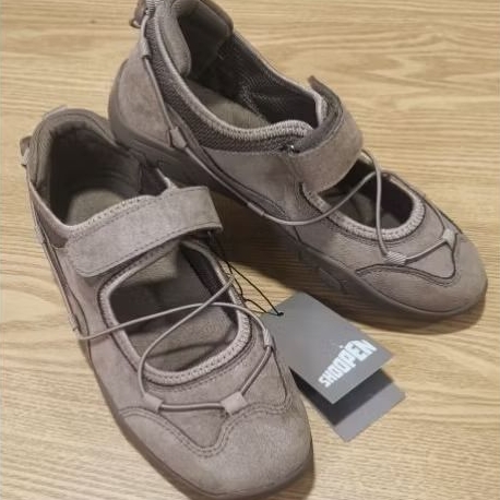 Shoopen Korea - Sepatu Suede Wanita