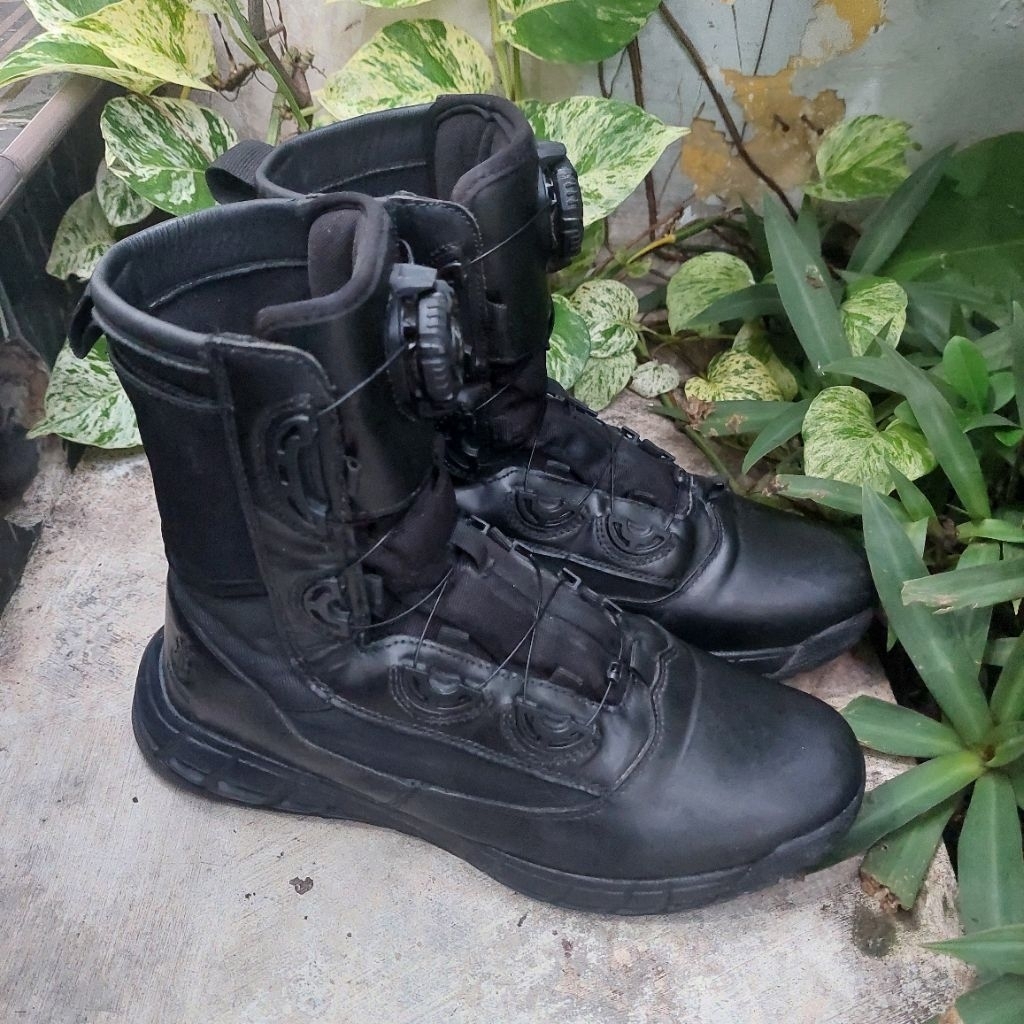 sepatu second tactical size 41(26cm)