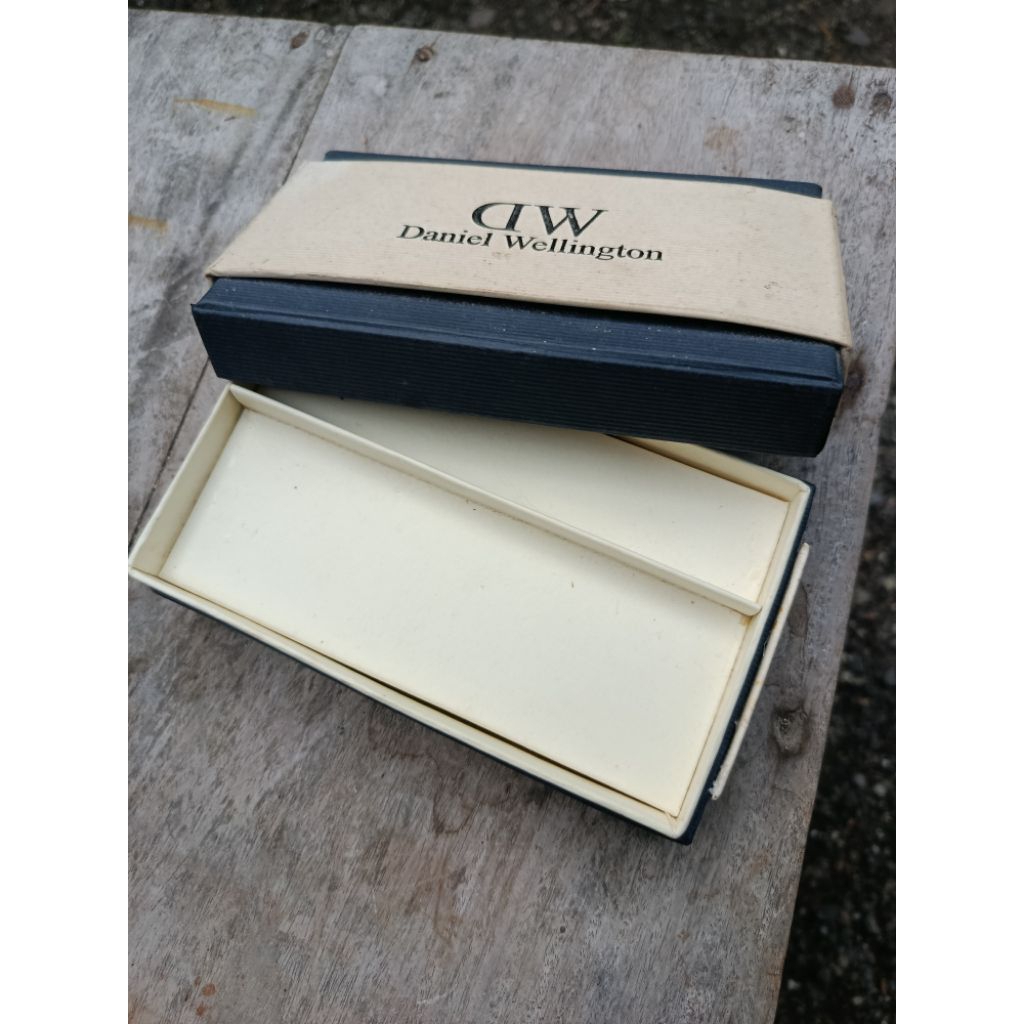 Box kotak Jam tangan DW Daniel Wellington Dosbuk Jam tangan Wanita/pria