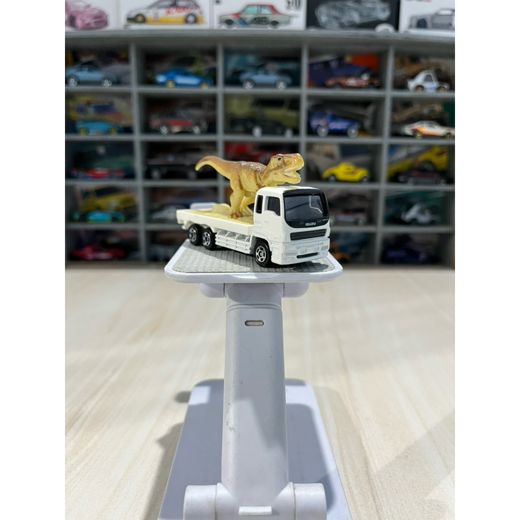 Tomica Isuzu Giga Loose 98%
