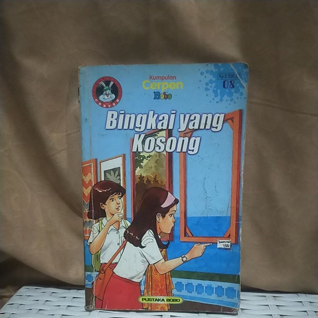KUMPULAN CERPEN BOBO - BINGKAI YANG KOSONG