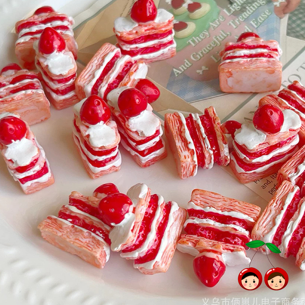 Miniatur Kue Strawberry Skala 1:12 - Miniature Strawberry Slice Cake untuk Hiasan Rumah Boneka
