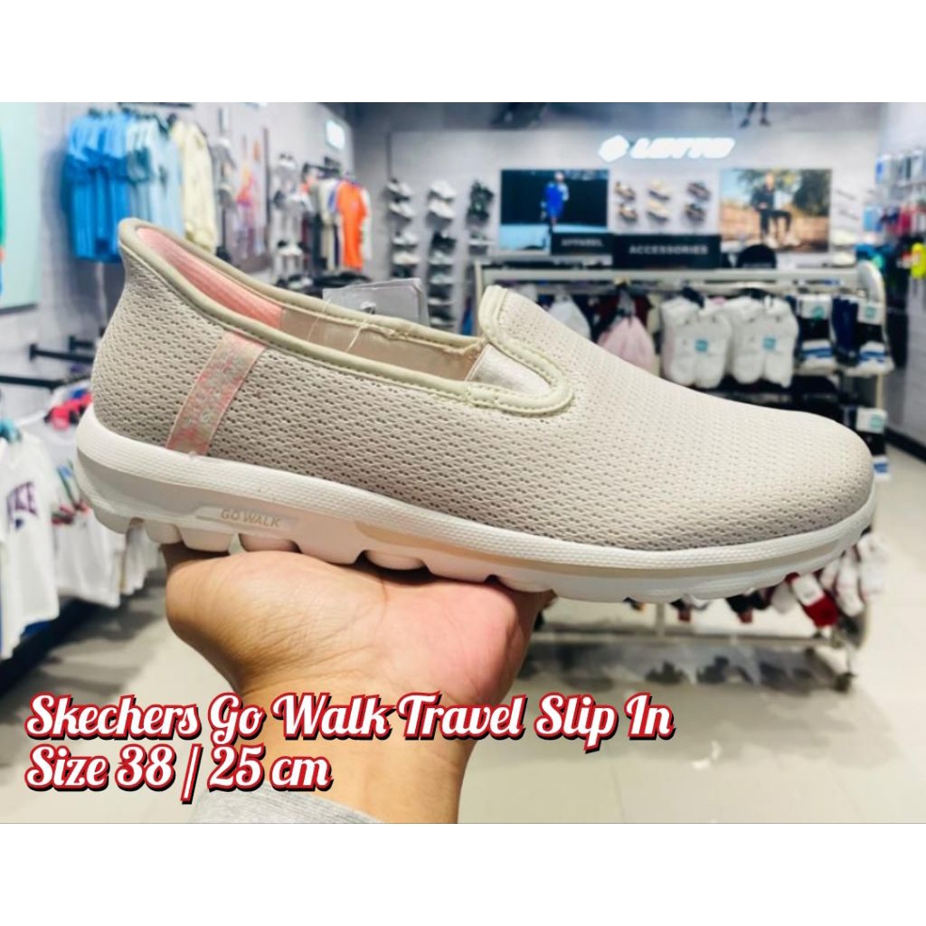 Skechers Go Walk Travel Slip In (124770) 38 (25cm)