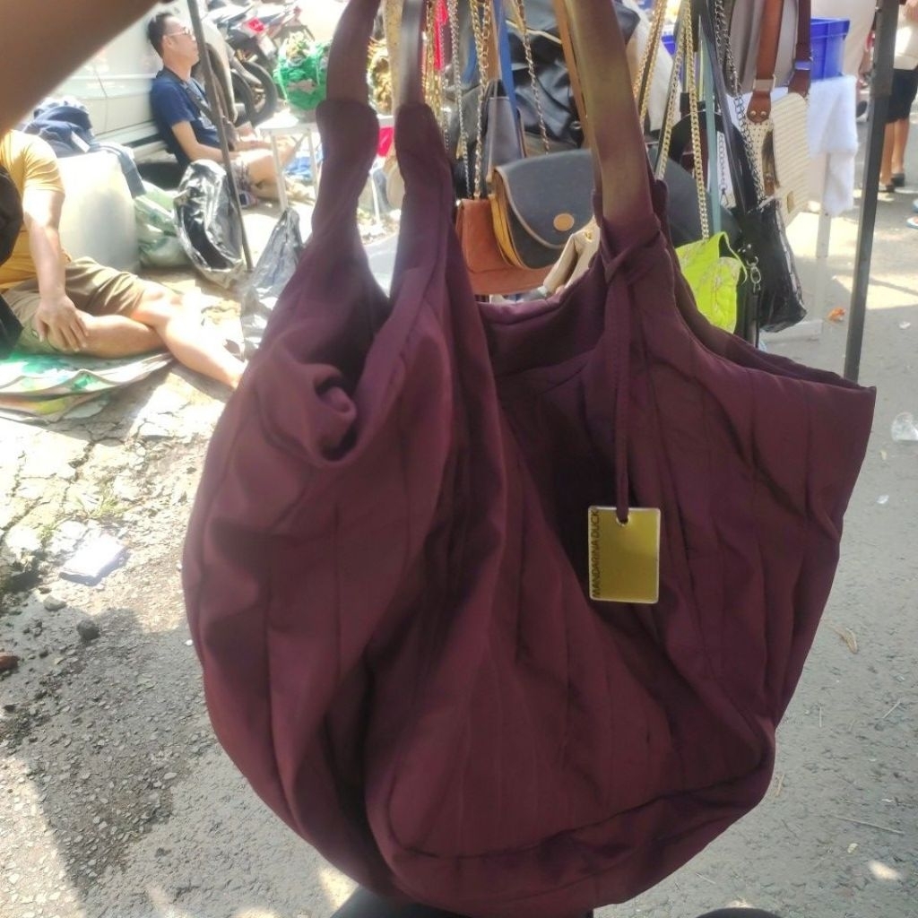 hobo bag mandarina duck nilon