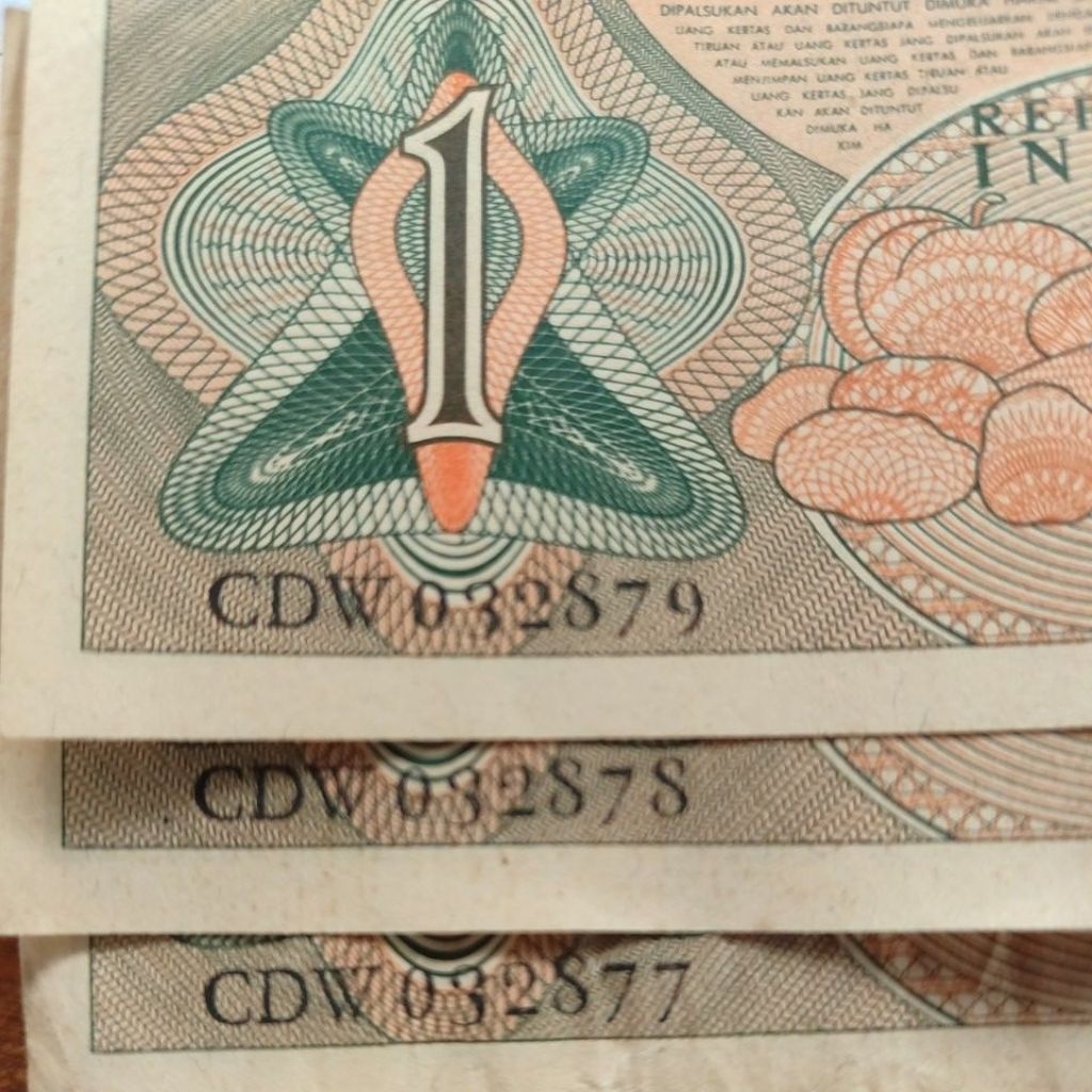 3 lbr no seri urut uang kertas 1 rupiah th 1961