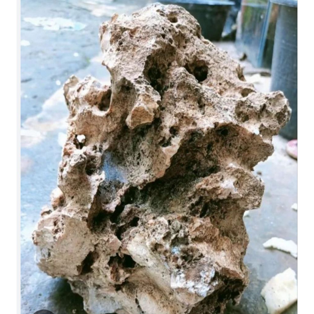 Batu bolong batu gunung siap pakai