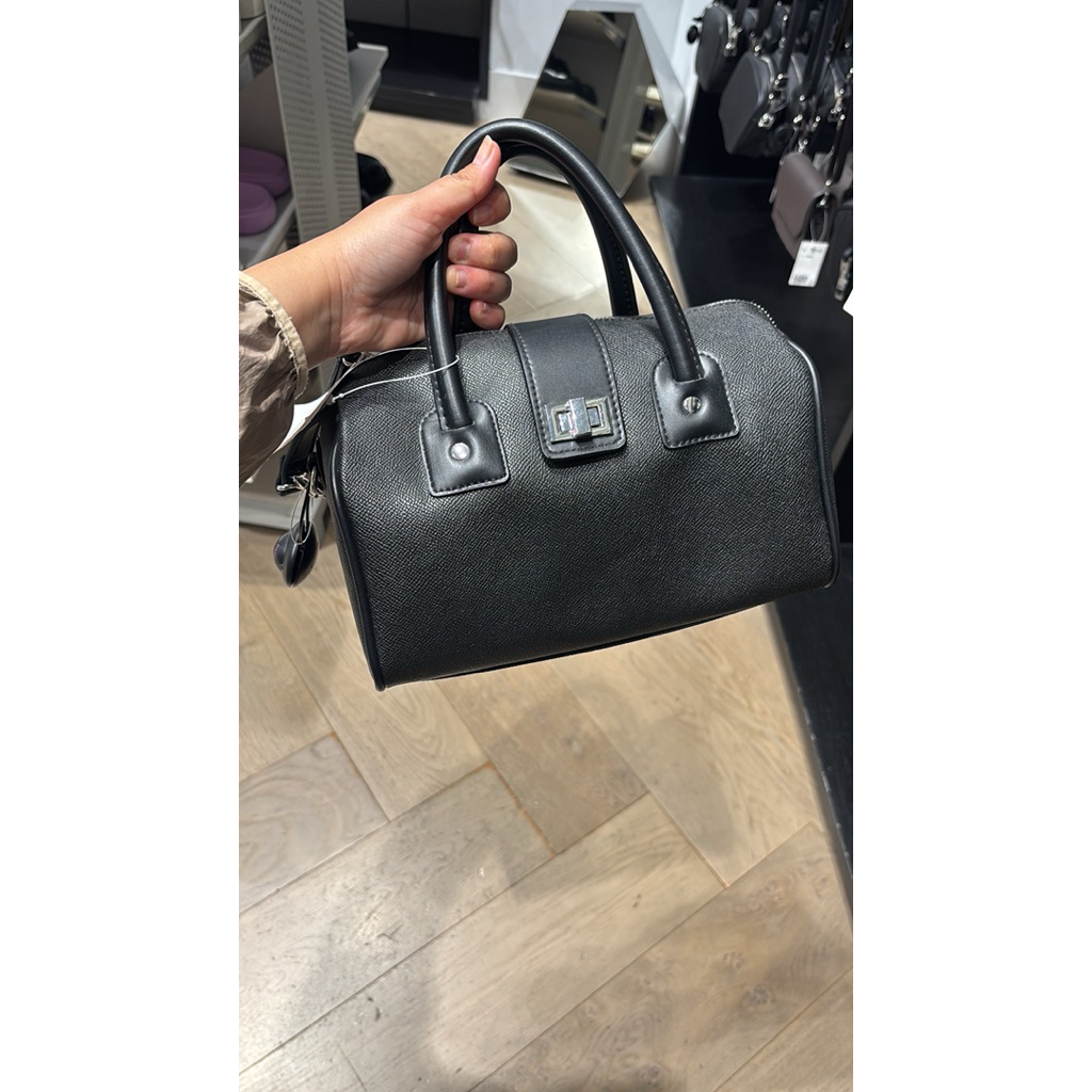 tas HnM original tas sling bag HnM ori jastip hnm